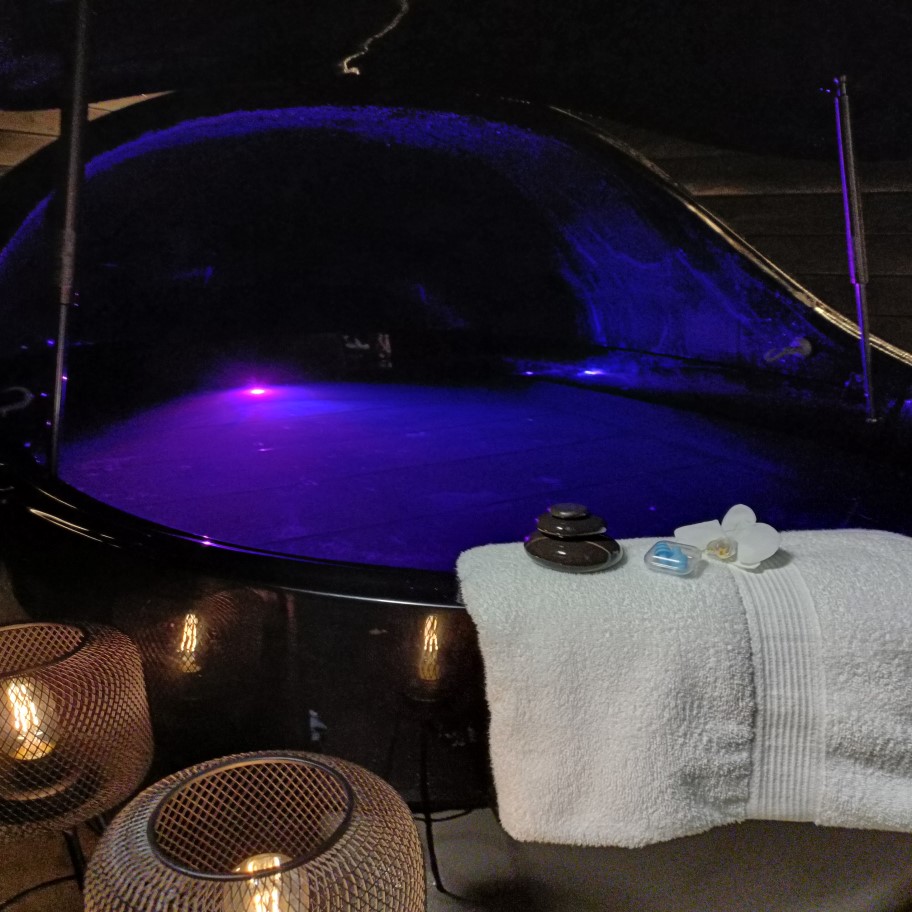 Rentoutus kellunta yön syli float therapy oulu